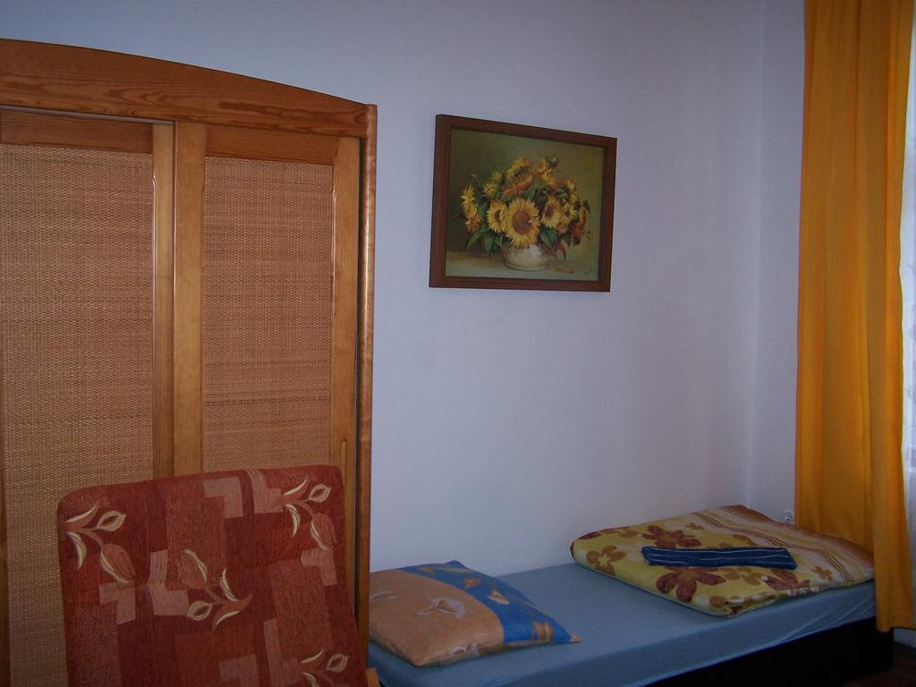 Film Hostel Poznan Ngoại thất bức ảnh