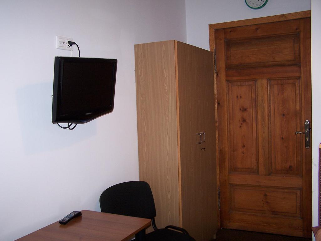 Film Hostel Poznan Ngoại thất bức ảnh