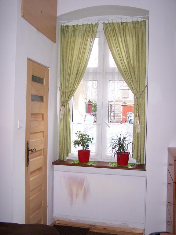 Film Hostel Poznan Ngoại thất bức ảnh