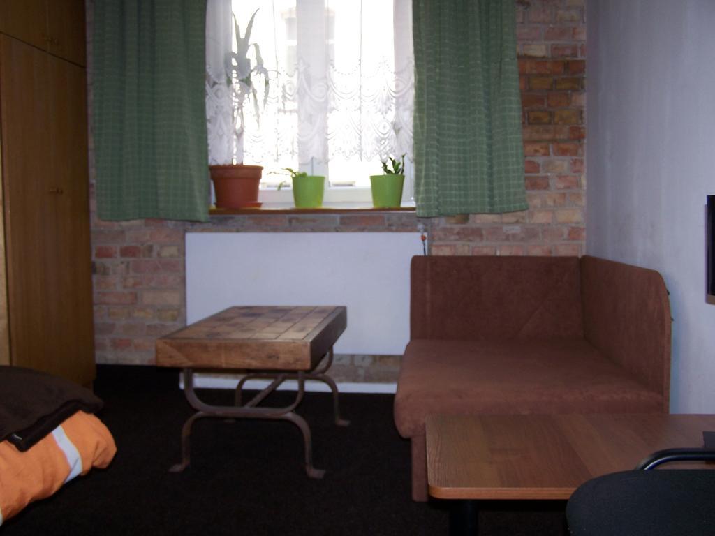 Film Hostel Poznan Ngoại thất bức ảnh