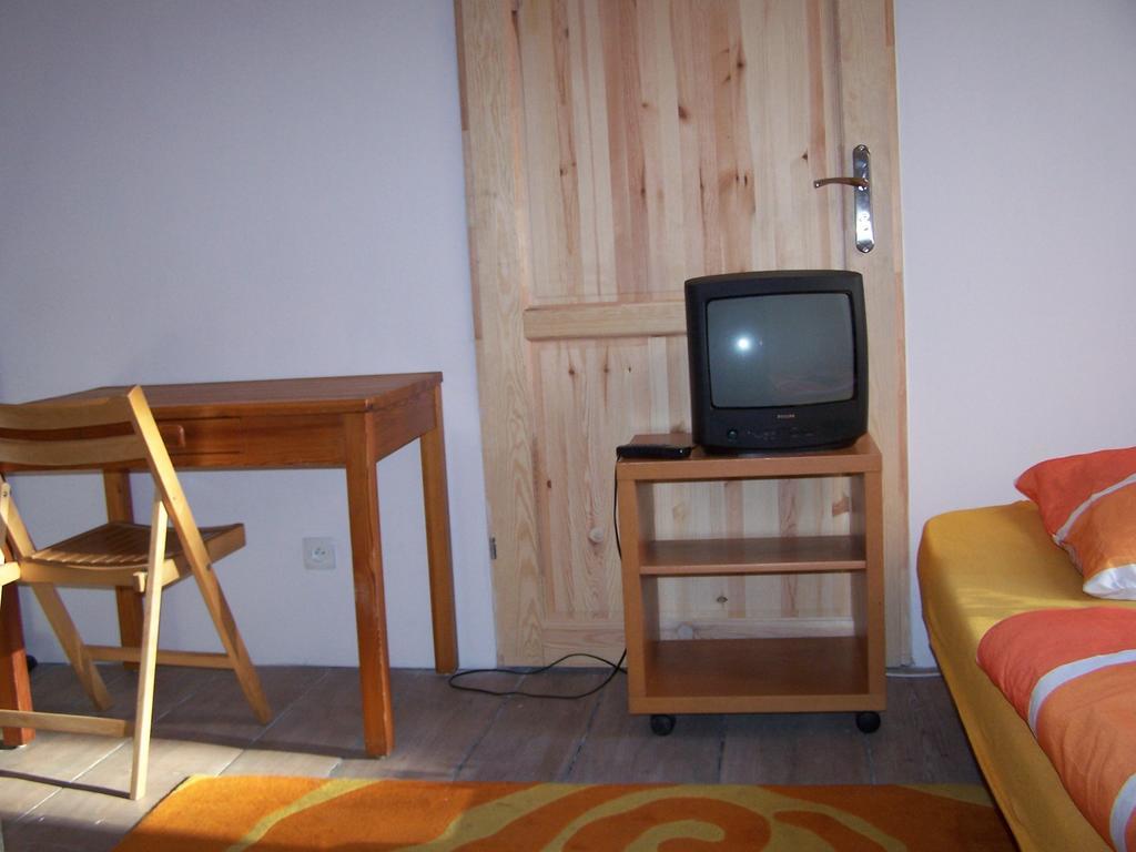 Film Hostel Poznan Ngoại thất bức ảnh