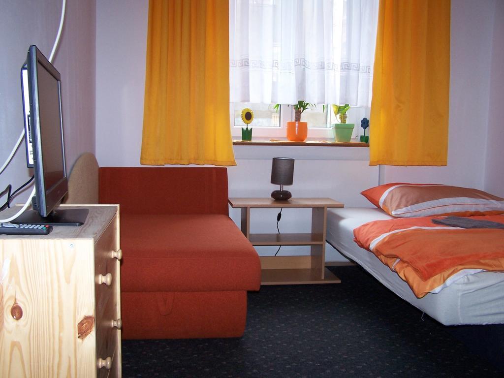 Film Hostel Poznan Ngoại thất bức ảnh