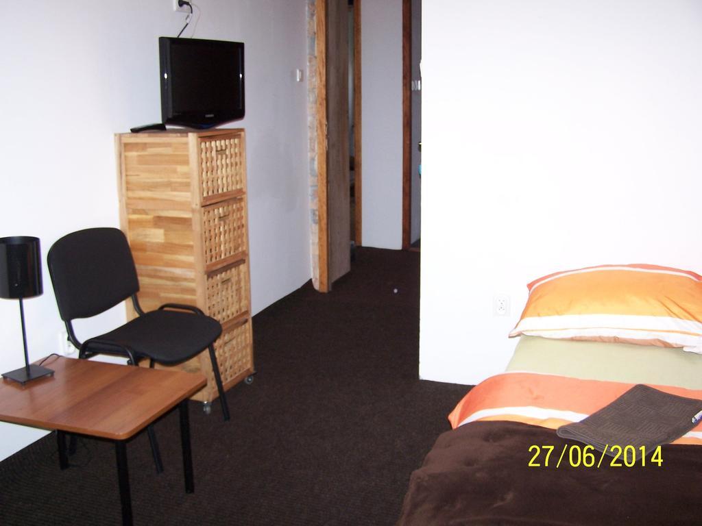 Film Hostel Poznan Ngoại thất bức ảnh