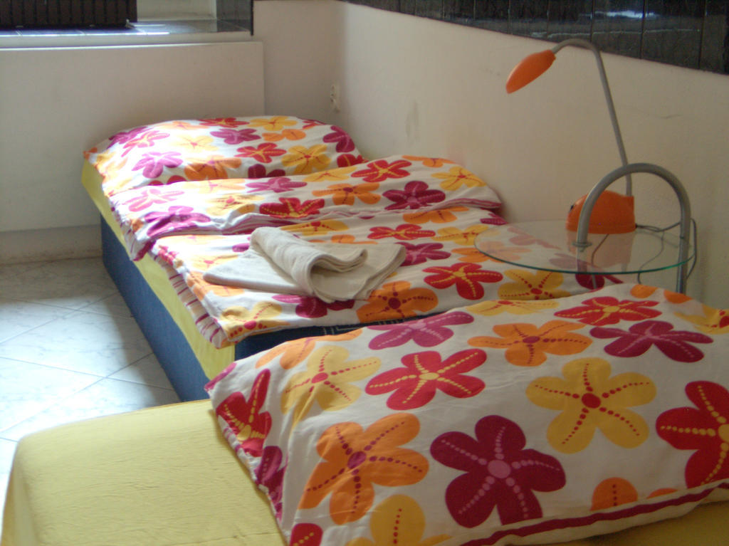 Film Hostel Poznan Ngoại thất bức ảnh