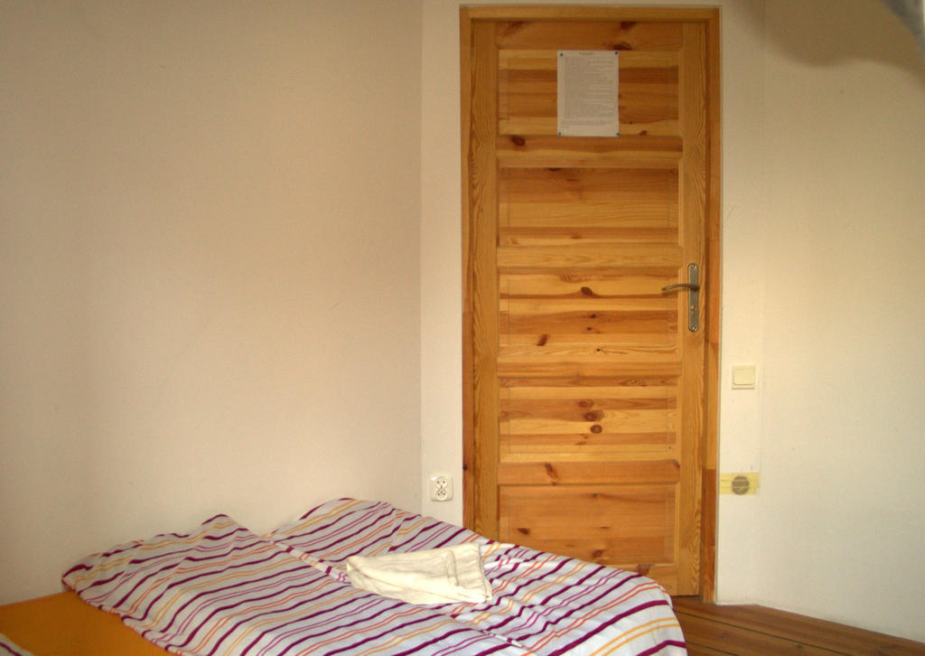 Film Hostel Poznan Ngoại thất bức ảnh